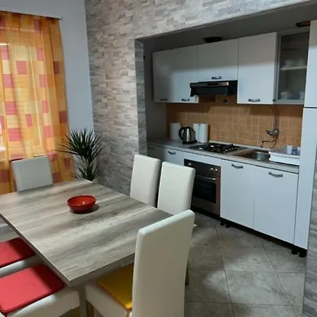 Mila Apartment Kastela